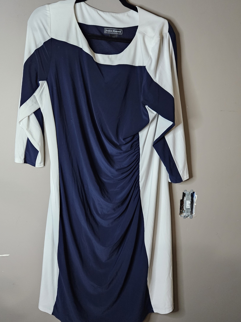 Jessica Howard Navy and White Colorblock Ruched Midi Dress